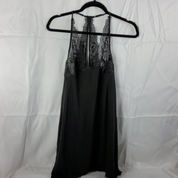 V.S.🖤 Sexy Black Babydoll lace slip/nightgown - Picture 3 of 10